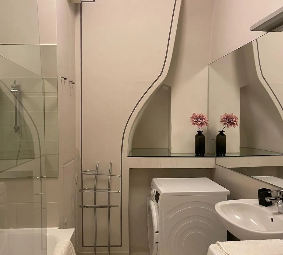 Charming Apartment With Two Bedrooms Vienna