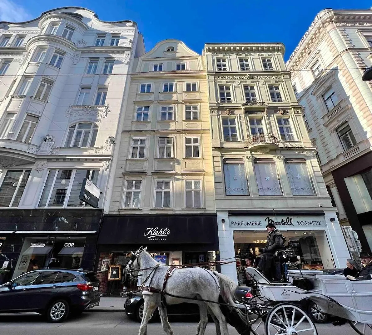 Charming Apartment With Two Bedrooms Vienna Austria